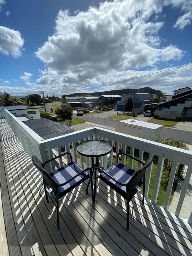 Surf N Stay Whangamata Kültér fotó