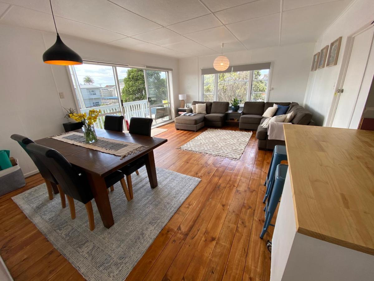 Surf N Stay Whangamata Kültér fotó