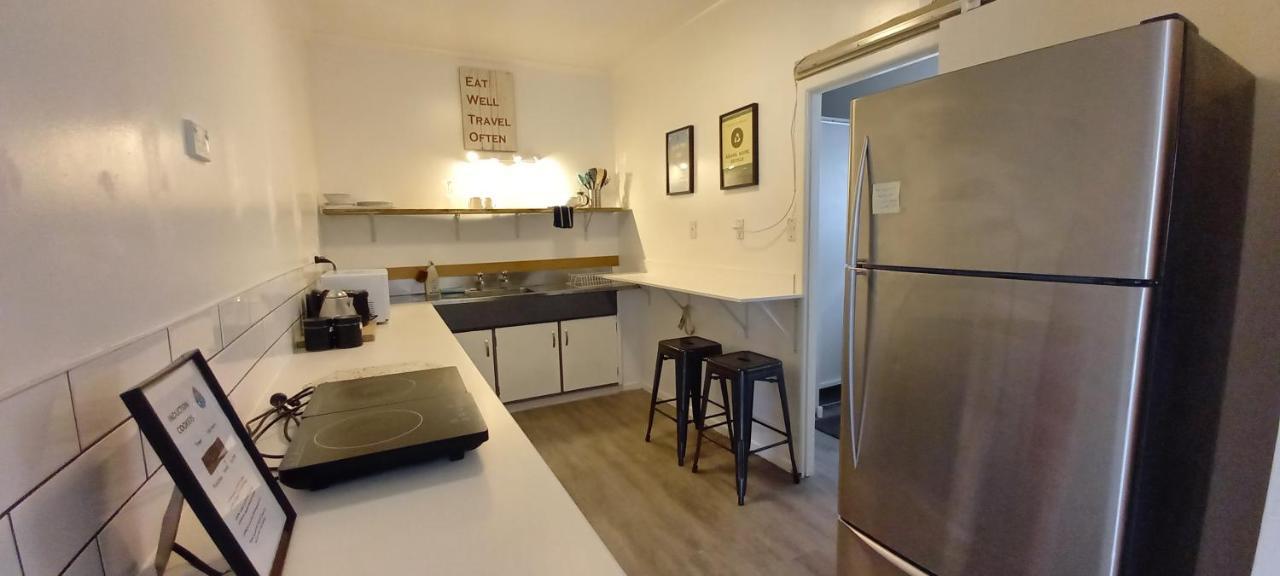 Surf N Stay Whangamata Kültér fotó
