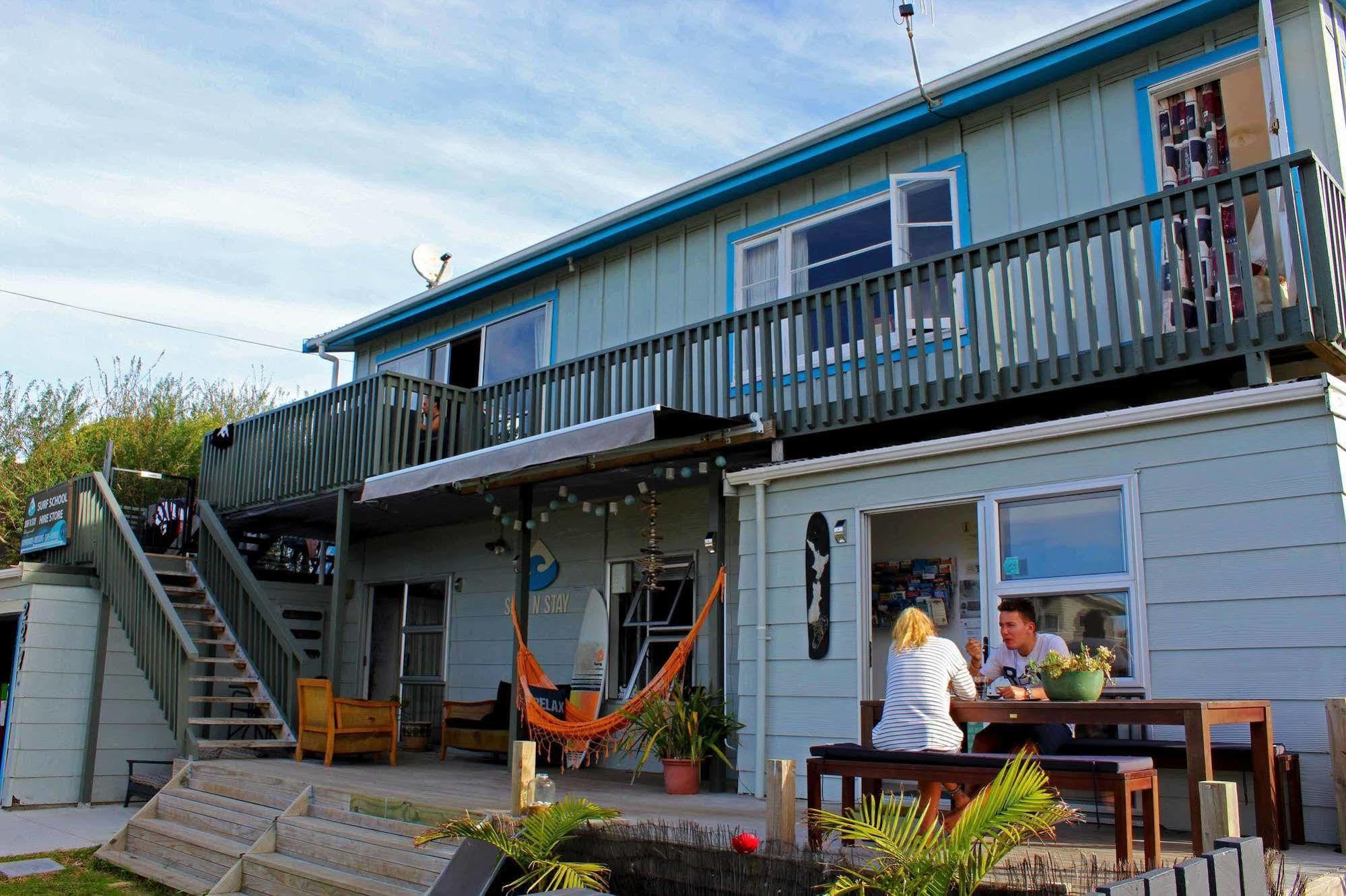 Surf N Stay Whangamata Kültér fotó