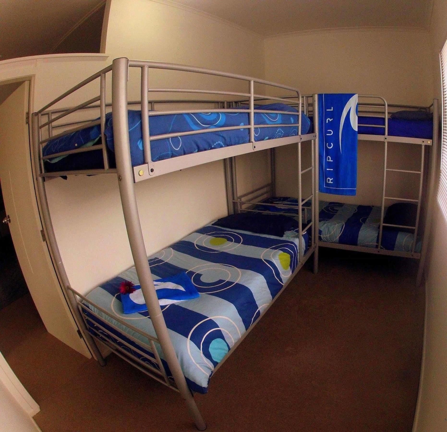 Surf N Stay Whangamata Kültér fotó