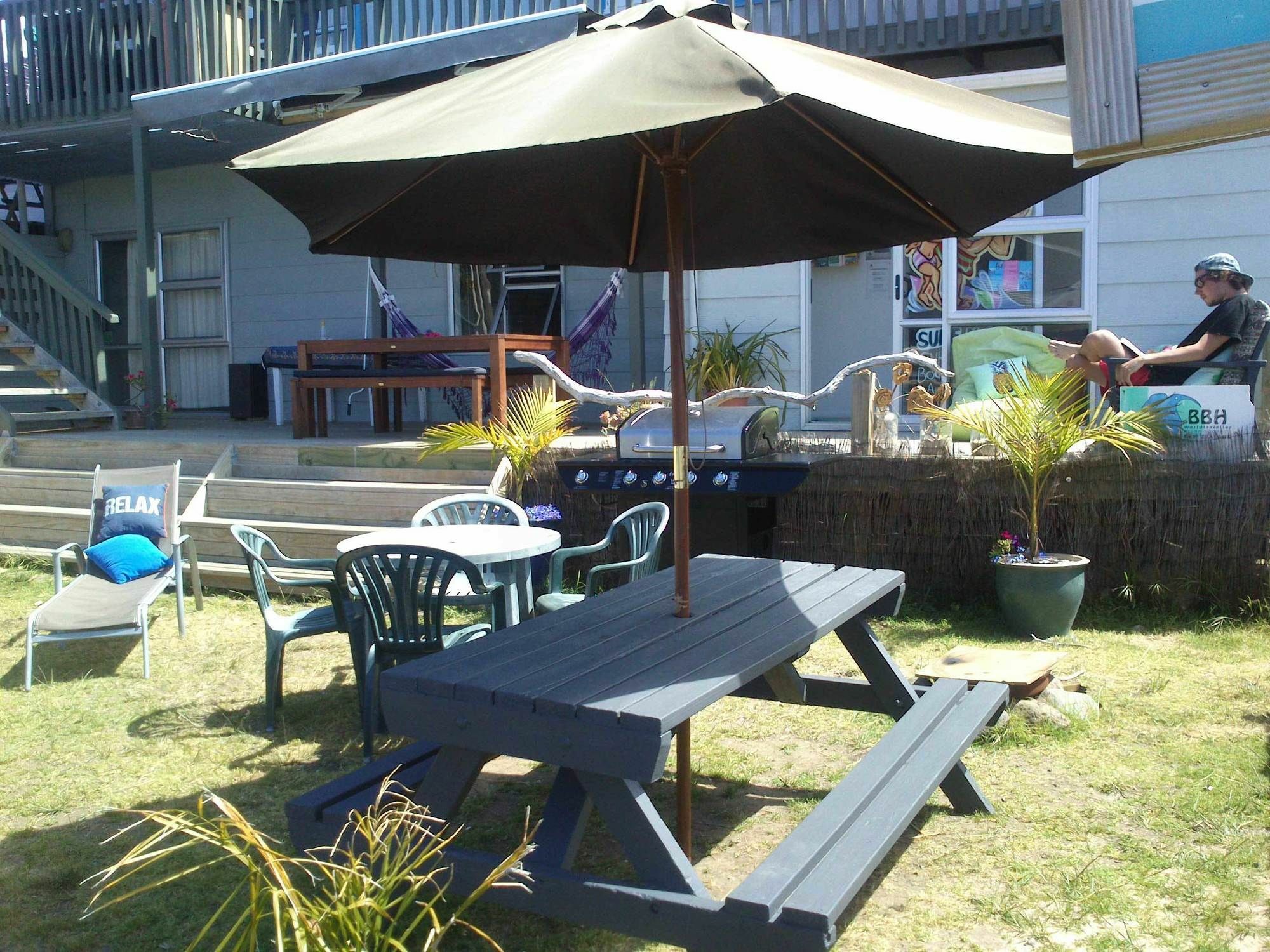 Surf N Stay Whangamata Kültér fotó